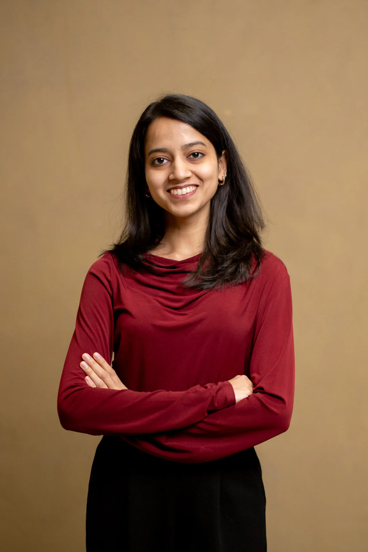 Portrait von Himali mit pink filter